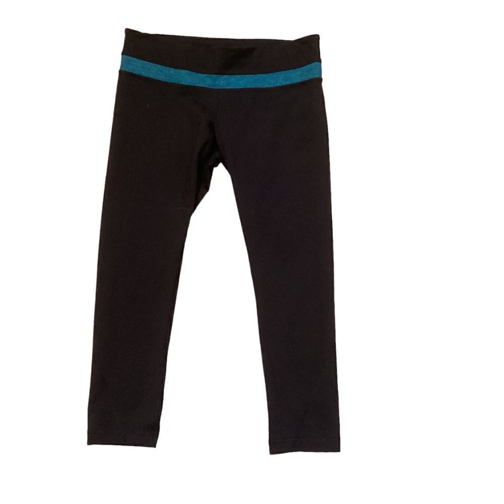 Kirkland Signature 3/4 Yoga‎ Pant Sz S 130K